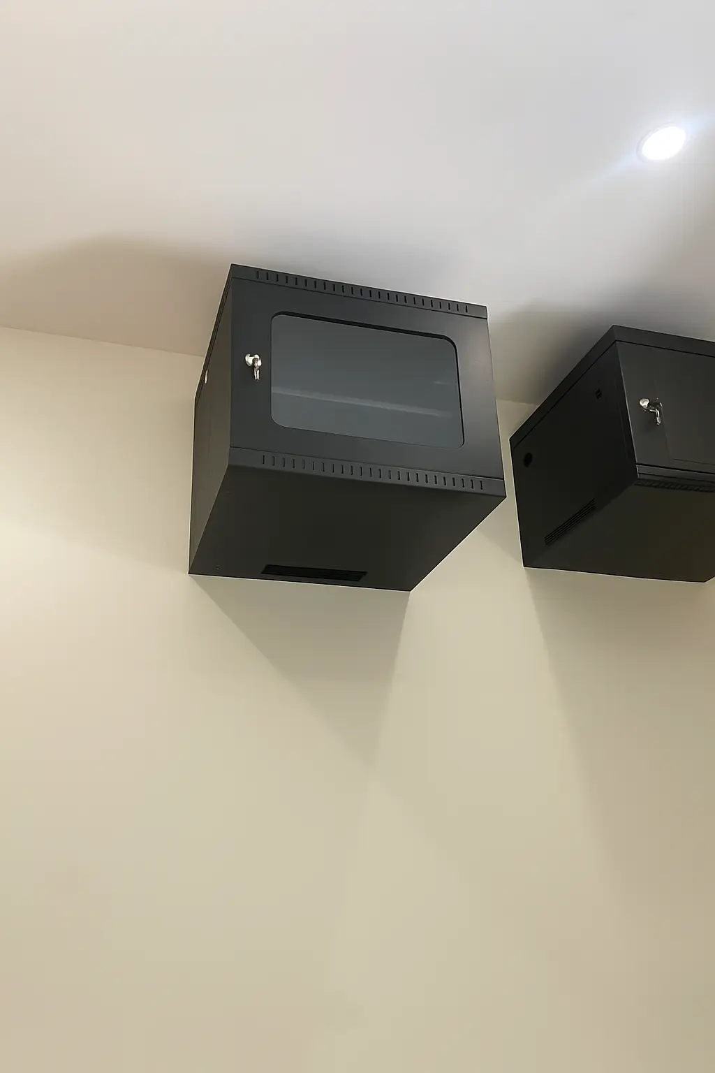 Two cabinets for holding networking and recording devices - كبينتين لحمل ادوات الشبكات واجهزة التسجيل
